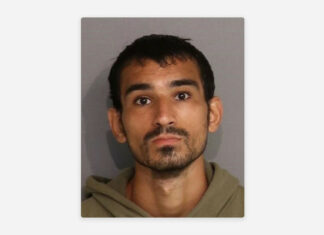 Hombre mata a sangre fría a tres turistas en apartamento cerca de Disney World en EE.UU.