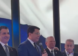Ministro de Turismo inaugura stand dominicano en FITUR 2026