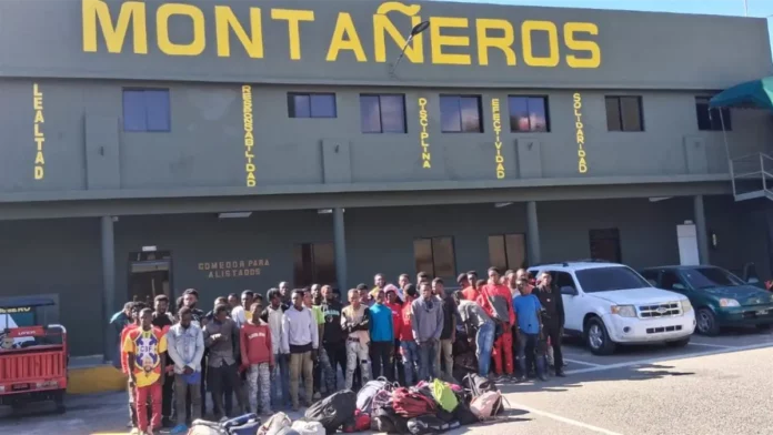 Ejército captura haitianos indocumentados en varias comunidades de San Juan de la Maguana