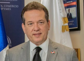 Ito Bisonó es designado como ministro de Viviendas y Edificaciones