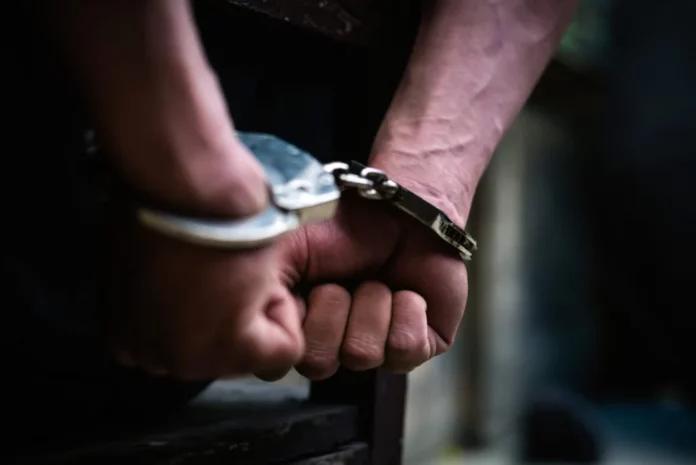 Policía detiene a varias personas tras riña que dejó varios heridos de bala en Verón
