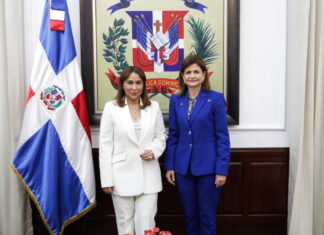 Raquel Peña deja juramentada a Mayra Jiménez al frente de Supérate