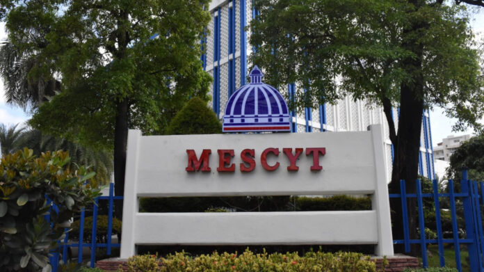 Mescyt resalta aportes del programa Inglés por Inmersión para la competitividad al desarrollo social