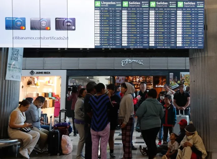 México recomienda no viajar a Venezuela
