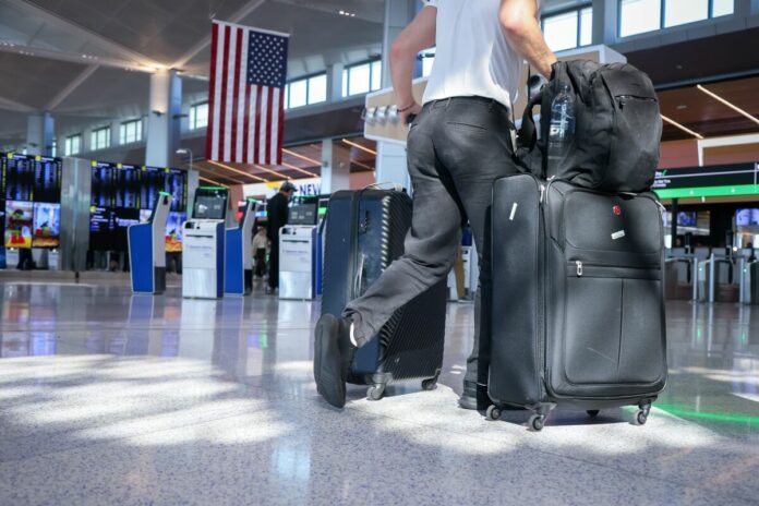 EE. UU. suspende el procesamiento de visas para 75 países, incluido Brasil