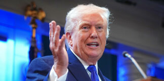 Trump amenaza a los países que «quieran jugar» con la decisión de la Corte Suprema de EE.UU. que invalida sus aranceles