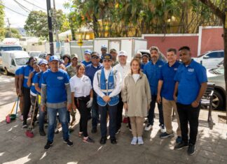 Alcaldía del DN realiza recuperación de espacio público y limpieza en Los Praditos