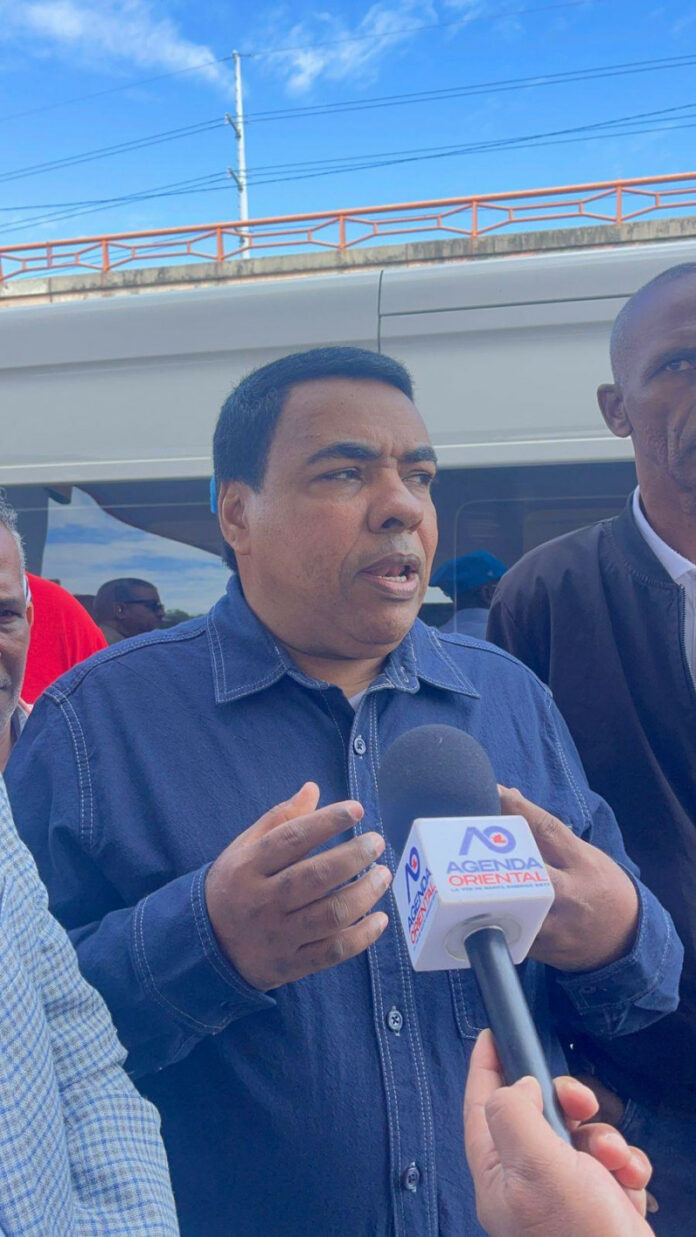 CNTU lanza ruta de autobuses eléctricos en la avenida Kennedy con Núñez- pasaje costará 35 pesos