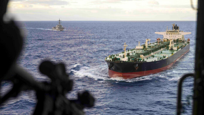 EE.UU. intercepta un petrolero en el océano Índico
