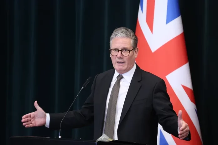 El primer ministro británico descarta dimitir pese al escándalo derivado del caso Epstein