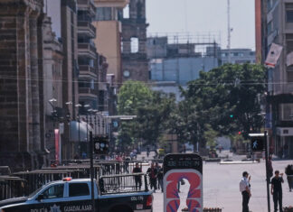 Gobernador de Jalisco se pronuncia en medio de la ola de violencia tras la muerte de ‘El Mencho’