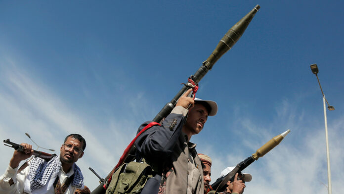 Hutíes de Yemen reanudarían sus ataques contra Israel y buques en la zona