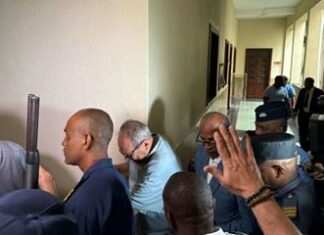Imputados de presunto fraude de Barra Payán permanecerán detenidos