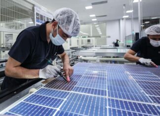 EE.UU. impone arancel del 126 % a las importaciones de tecnologías solares de la India