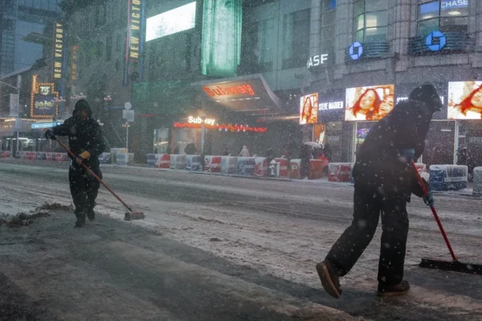 Toque de queda en Nueva York ante llegada de violenta tormenta invernal
