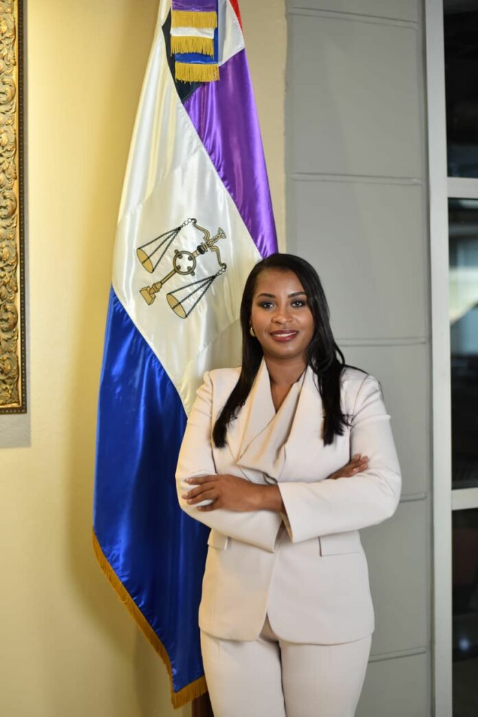 Magistrada Carol Modesto presenta candidatura al Consejo del Poder Judicial