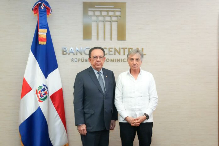 Gobernador Valdez Albizu recibió al embajador de la Unión Europea