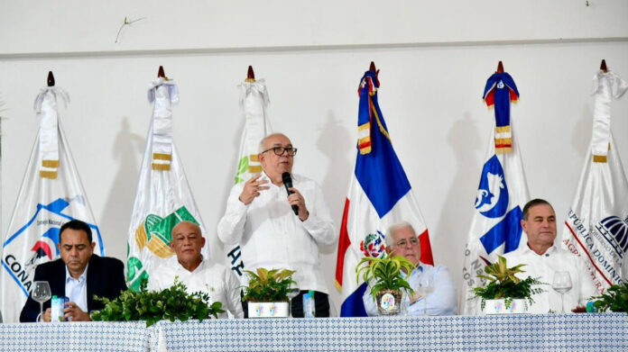Banco Agrícola anuncia préstamos con tasa del 6 % en la Feria Agropecuaria 2026