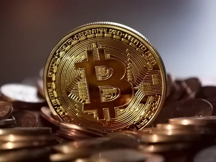 El bitcóin cae casi hasta su mínimo anual
