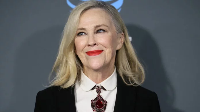 Revelan la causa de muerte de Catherine O'Hara