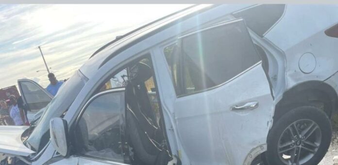 Tres muertos y cinco heridos en accidente de tránsito en la circunvalación de Baní