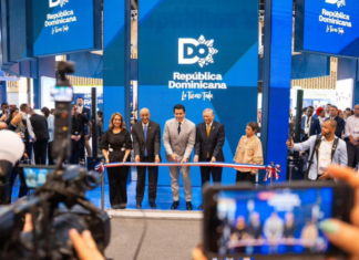 David Collado inaugura pabellón dominicano en feria turística de Colombia