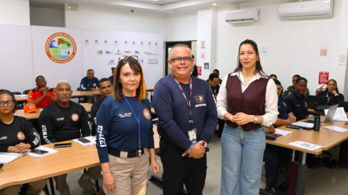RD fortalece equipos de emergencia con formación internacional en búsqueda y rescate