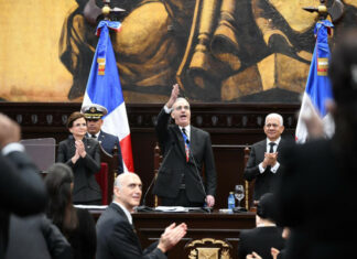 Abinader sobre caso Senasa: Los culpables tendrán que devolver hasta el último peso de lo robado
