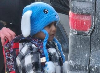 Juez ordena liberar a niño de 5 años detenido por el ICE