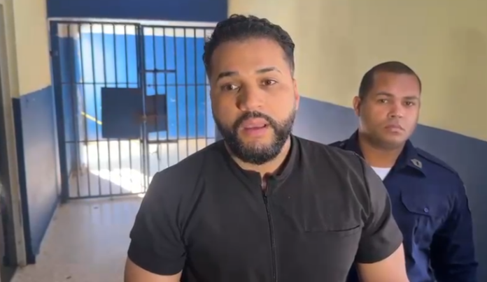Aplazan conocimiento de medida de coerción contra médico acusado de supuesta agresión sexual