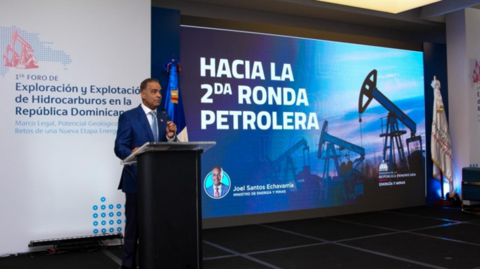 Ministro Joel Santos anuncia segunda ronda petrolera que se iniciará en noviembre