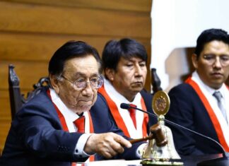 Quién es José María Balcázar, el nuevo presidente encargado de Perú