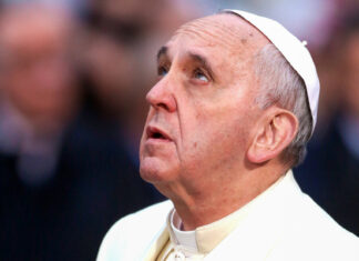 Epstein conspiró para «derribar» al papa Francisco, según archivos