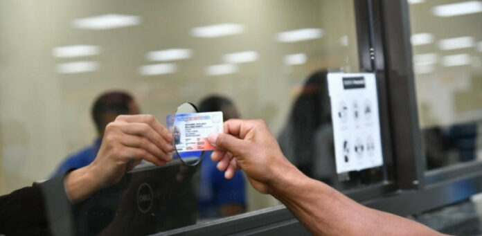 Solo podrán renovar la licencia de conducir los que la tienen vencida