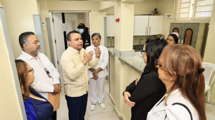 SNS garantiza 100 % de suministros en programas de diálisis y nutrición de la Red Pública