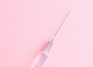 Avanza vacuna experimental contra el cáncer de mama más agresivo