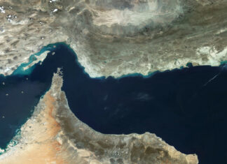 Irán anuncia un sistema de pago obligatorio en el estrecho de Ormuz