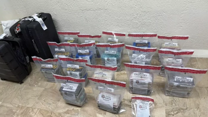 DNCD incauta 83 paquetes de presunta cocaína en Punta Cana