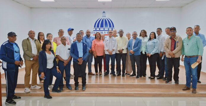Infraestructura Escolar reanuda trabajos de construcción para terminación de escuela en Yaque, San Juan