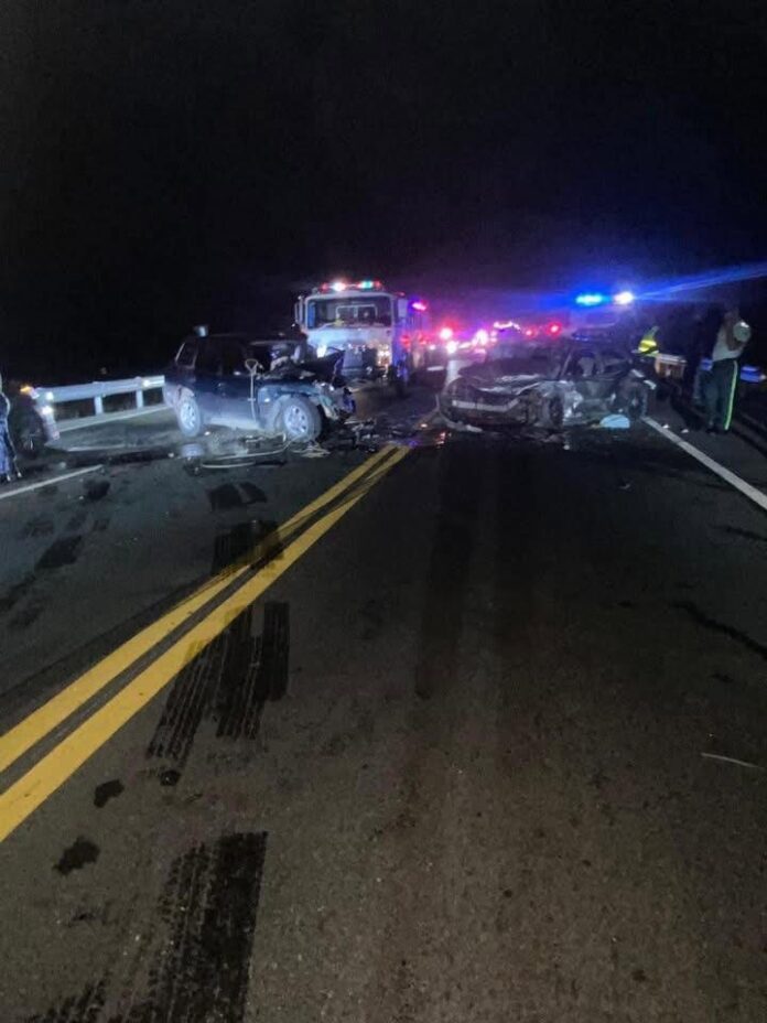 Accidente en la Circunvalación de Baní deja dos fallecidos y seis heridos