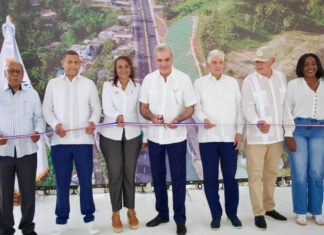 Abinader inaugura ampliación a cuatro vías de la entrada a Samaná