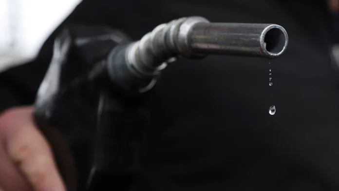 Chile anuncia un aumento de precios de los combustibles por la guerra en Oriente Medio