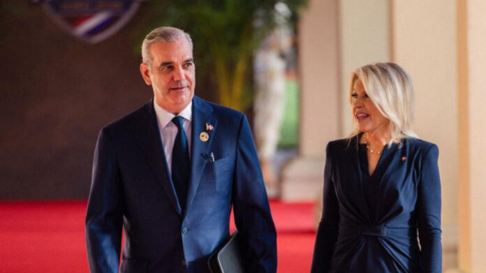 Abinader llega a la cumbre “Escudo de las Américas” convocada por Donald Trump