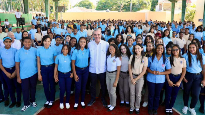 Abinader desarrollará intensa jornada de trabajo de domingo a martes