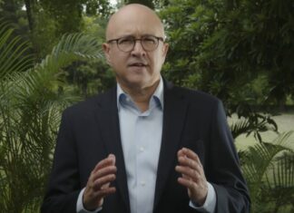 Domínguez Brito pide retirar proyecto que fusiona Educación y Mescyt