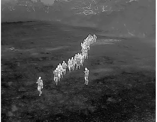Ejército detiene 65 extranjeros indocumentados detectados con drones en Dajabón