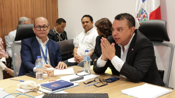 Autoridades del SNS sostienen reunión para coordinar acciones en la Red Hospitalaria en Semana Santa