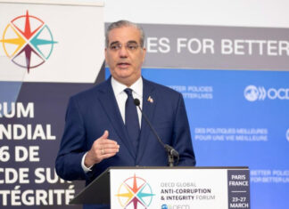Abinader reafirma la integridad como eje estratégico del Estado en Foro Global Anticorrupción en París