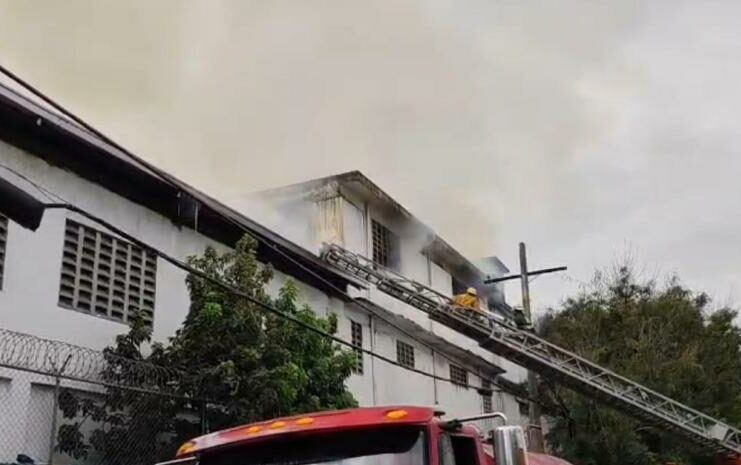 Se registra conato de incendio en almacén de Banreservas
