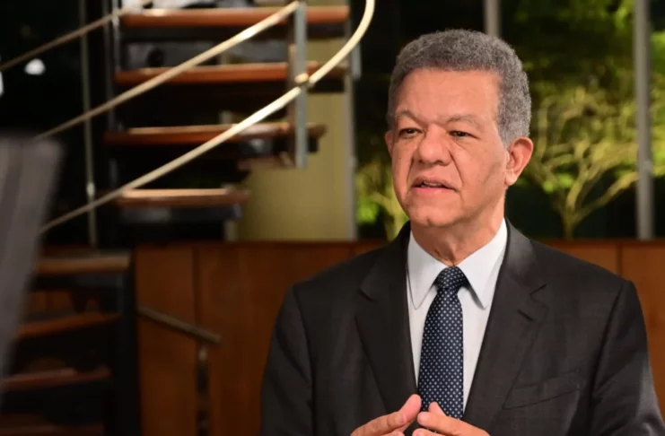 Leonel Fernández responde a discurso de Abinader: «El país no necesita advertencias, necesita respuestas»